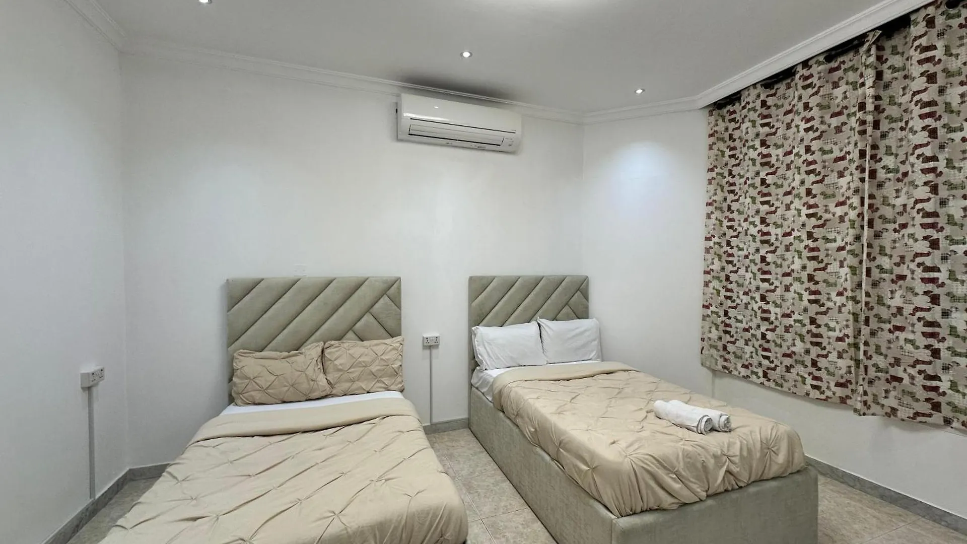 Guest house International Abu Dhabi Hostel United Arab Emirates